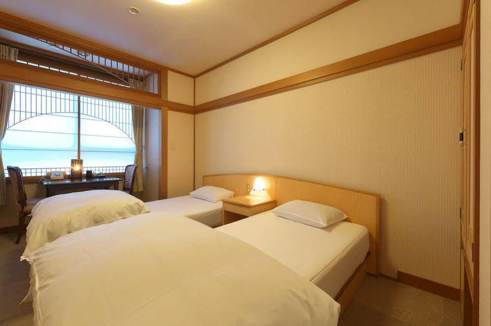 Hotel Gurabatei Awara Экстерьер фото